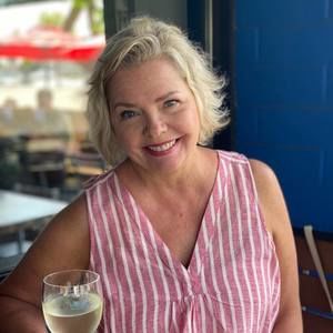 Meet your Posher, Kelly